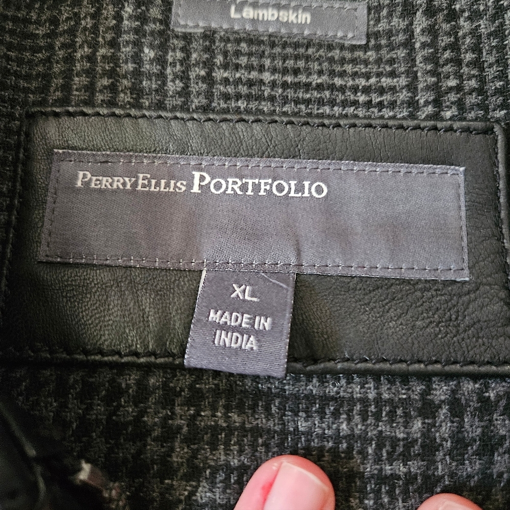 Mens Leather Jacket - Picture 5 of 11
